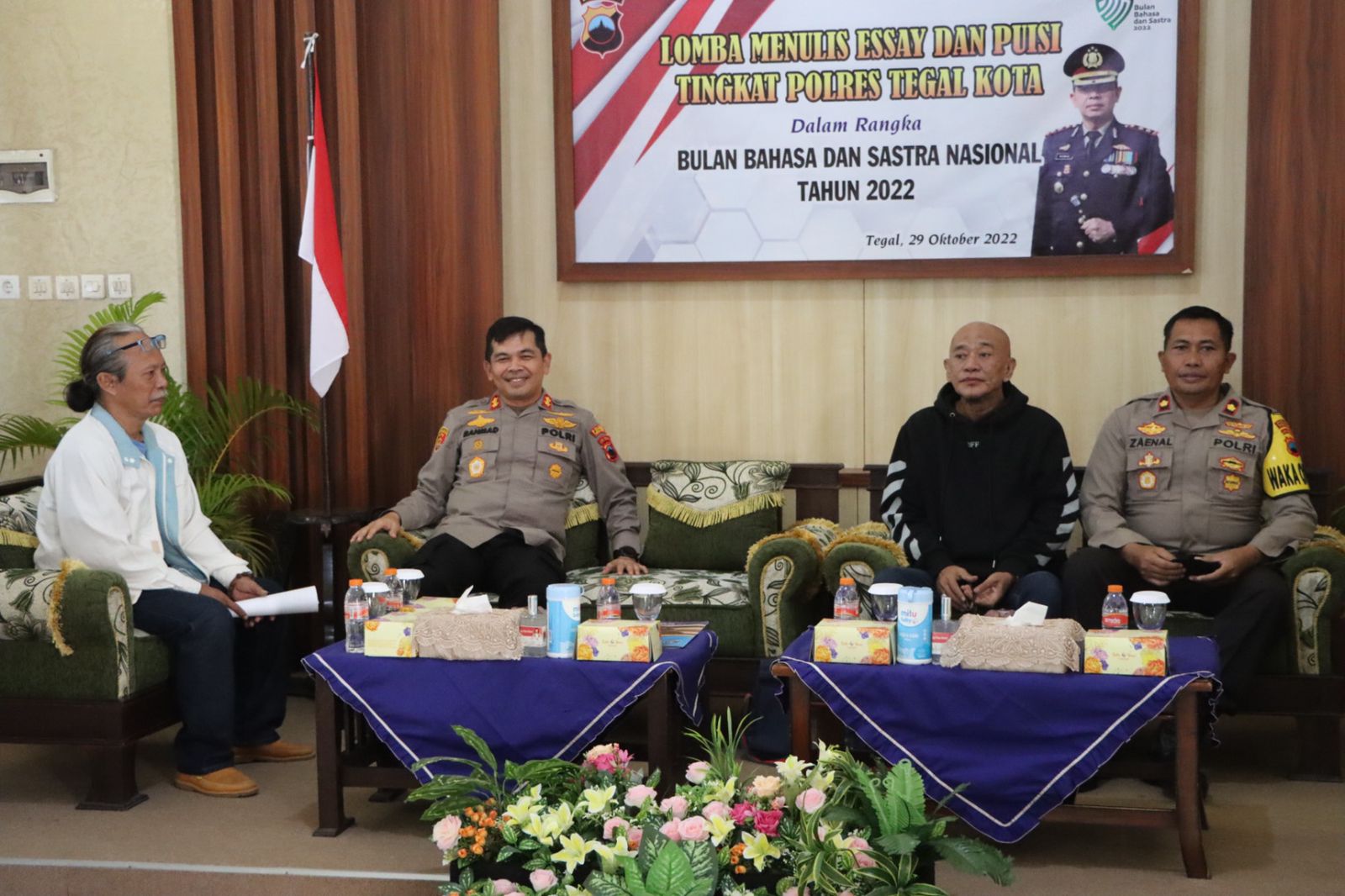 Meriahkan Bulan Bahasa, Polres Tegal Kota gelar lomba menulis essay dan puisi Meriahkan Bulan Bahasa, Polres Tegal Kota gelar lomba menulis essay dan puisi