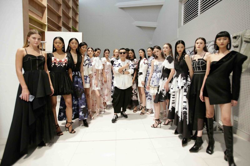 Perancang Korea Selatan ramaikan Jakarta Fashion Week 2023 Perancang Korea Selatan ramaikan Jakarta Fashion Week 2023