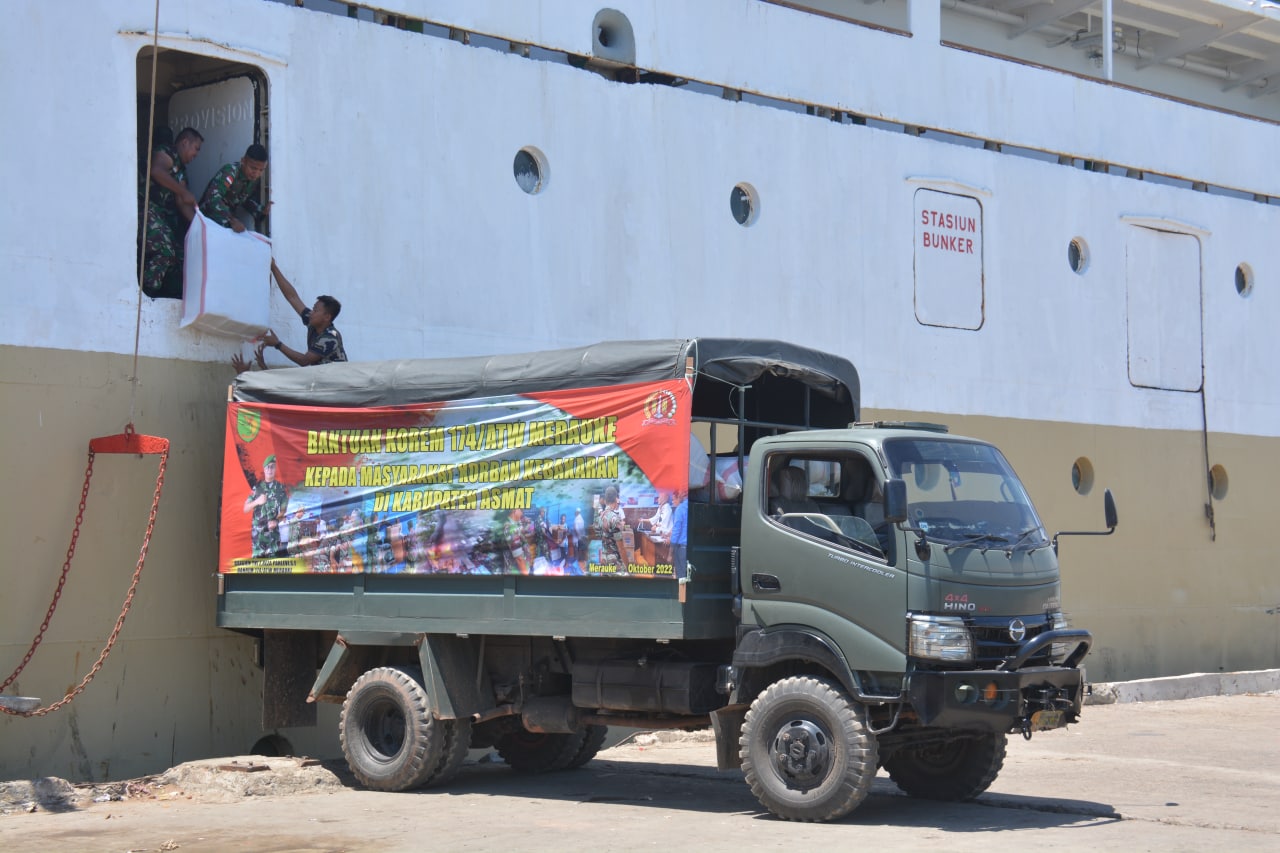 Danrem 174/ATW Merauke kirim bantuan untuk korban kebakaran Pasar Dolog Asmat
