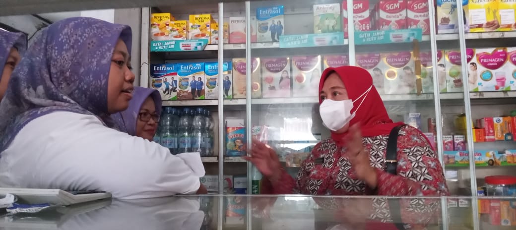 Muncul daftar obat sirop dilarang edar, apotek tetap tahan penjualan sediaan obat cair  Muncul daftar obat sirop dilarang edar, apotek tetap tahan penjualan sediaan obat cair Â