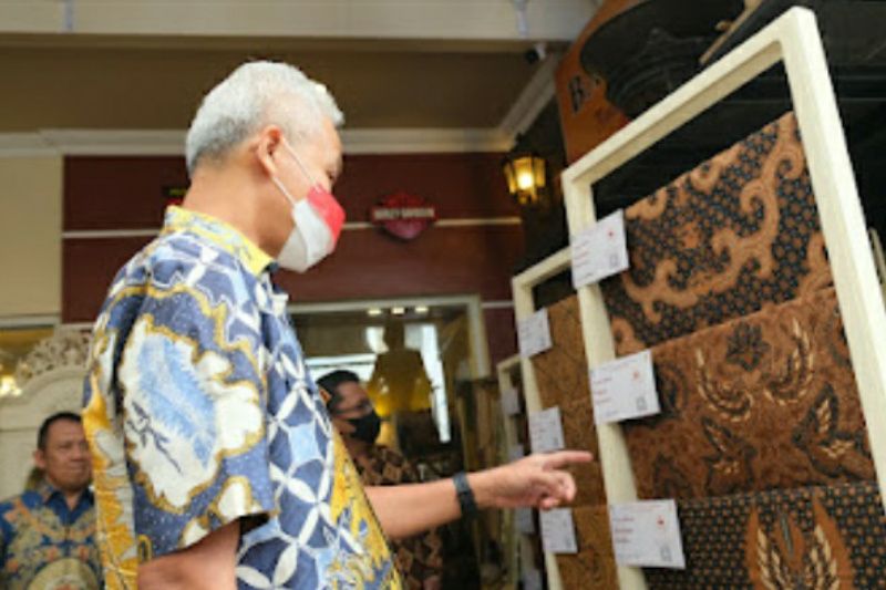 Ganjar sebut kampung batik jadi alternatif wisata dalam negeri Ganjar sebut kampung batik jadi alternatif wisata dalam negeri