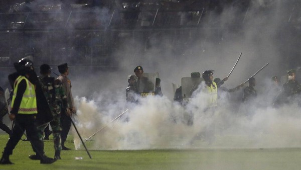 Presiden: Menteri PUPR audit semua stadion Presiden: Menteri PUPR audit semua stadion