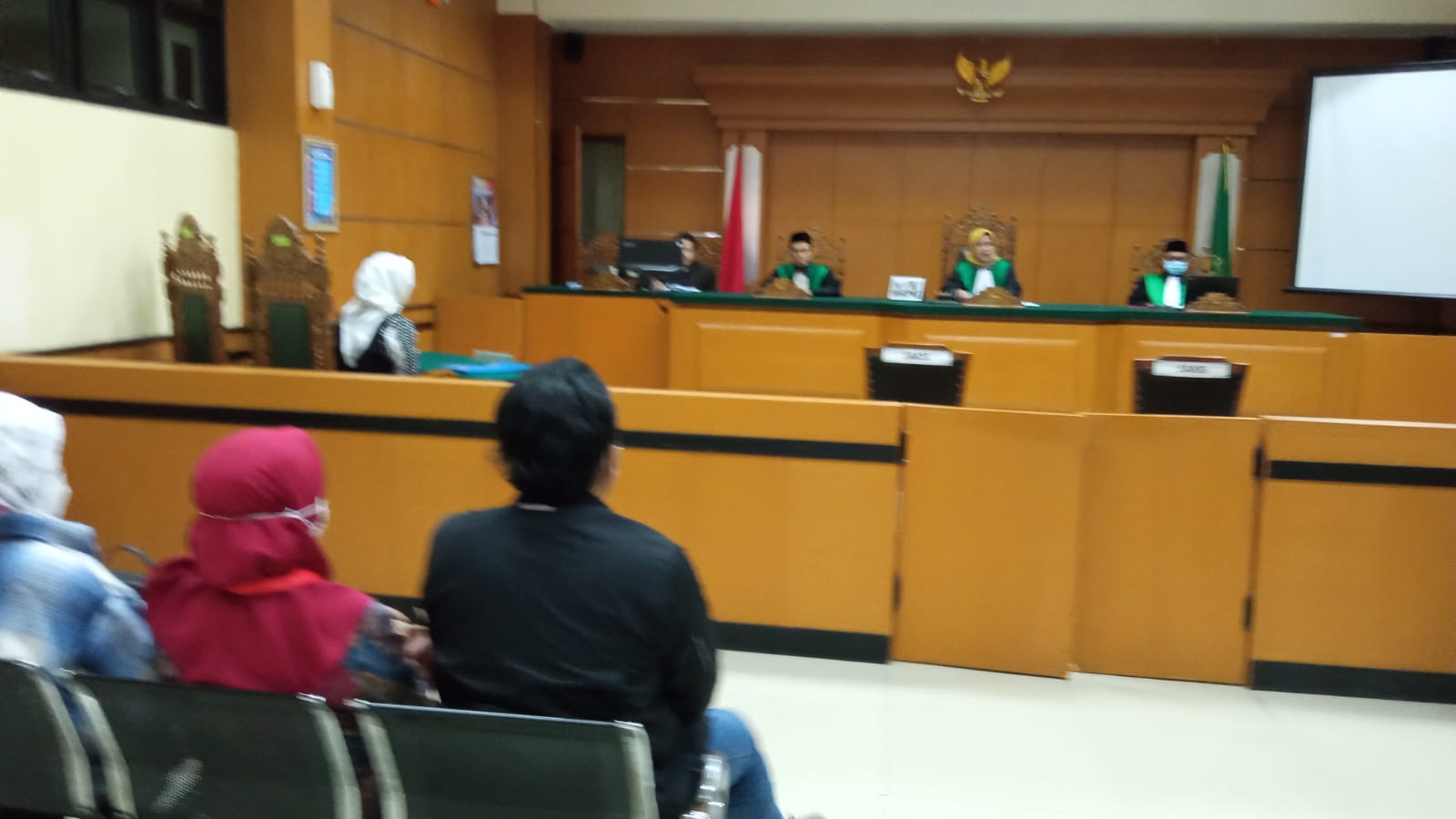 Bupati Purwakarta hadiri sidang perdana perceraian dengan Dedi Mulyadi Bupati Purwakarta hadiri sidang perdana perceraian dengan Dedi Mulyadi