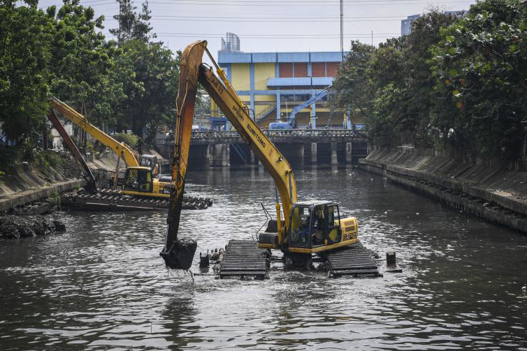 Jakarta Pusat kerahkan 860 personel untuk antisipasi banjir Jakarta Pusat kerahkan 860 personel untuk antisipasi banjir