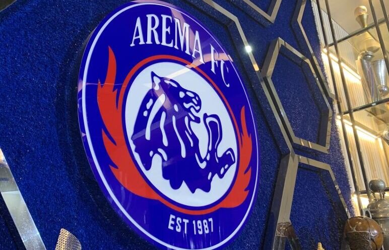 Manajemen Arema FC sampaikan duka cita dan bentuk Crisis Center Manajemen Arema FC sampaikan duka cita dan bentuk Crisis Center