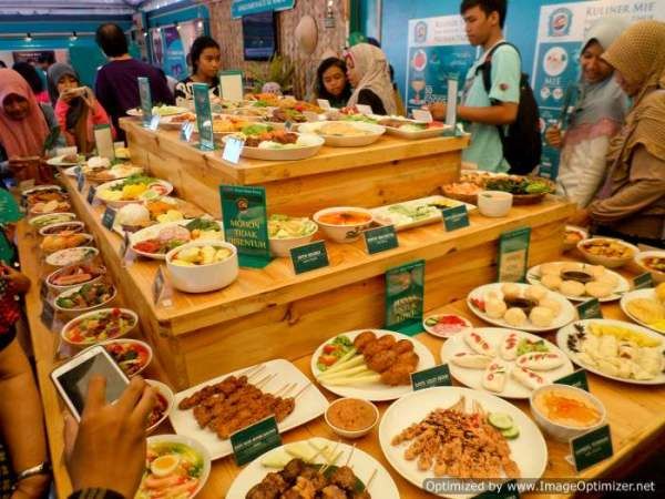 Puaskan selera pecinta kuliner, Festival Jajanan Bango digelar Puaskan selera pecinta kuliner, Festival Jajanan Bango digelar