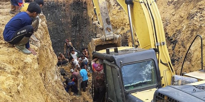 21 Oktober 2020: 11 pekerja tambang tewas tertimbun longsor di Muara Enim