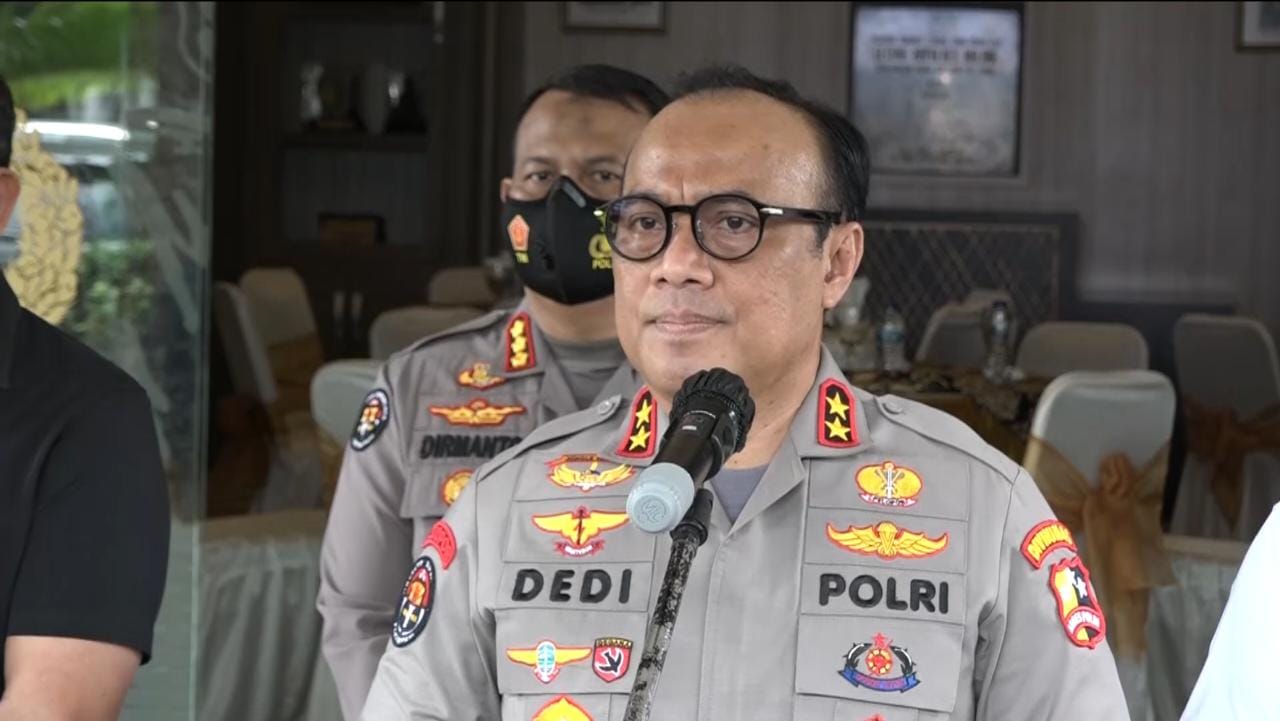18 polisi diperiksa terkait Tragedi Kanjuruhan, Malang 18 polisi diperiksa terkait Tragedi Kanjuruhan, Malang