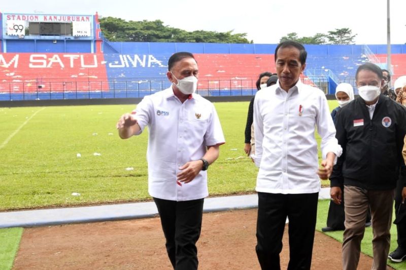 Indonesia dan FIFA akan bentuk tim transformasi sepak bola Indonesia dan FIFA akan bentuk tim transformasi sepak bola