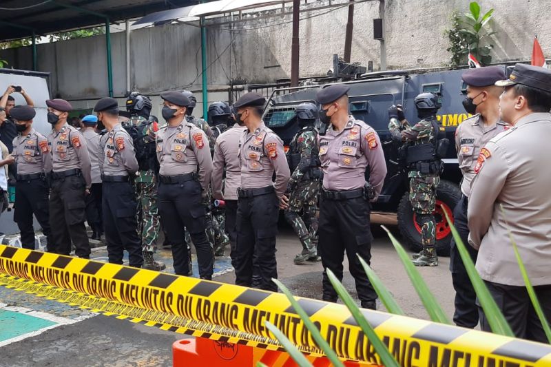 PN Jaksel tetap terima layanan pada hari perdana sidang Ferdy Sambo PN Jaksel tetap terima layanan pada hari perdana sidang Ferdy Sambo