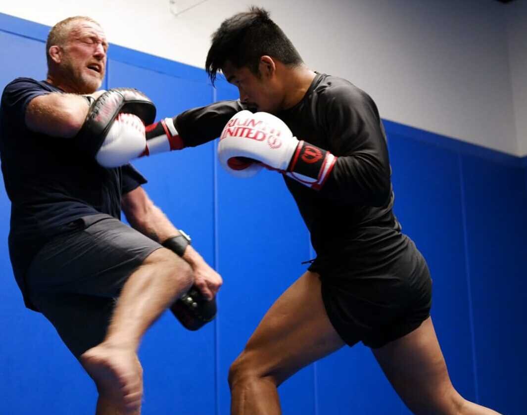 Jagoan MMA Indonesia Jeka Saragih siap tempur di semifinal Road To UFC Jagoan MMA Indonesia Jeka Saragih siap tempur di semifinal Road To UFC