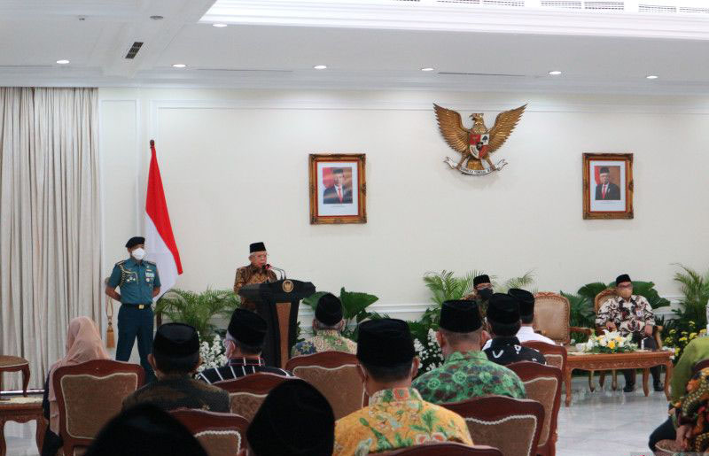 Wapres: Stunting sumber malapetaka yang harus dicegah dan diatasi Wapres: Stunting sumber malapetaka yang harus dicegah dan diatasi