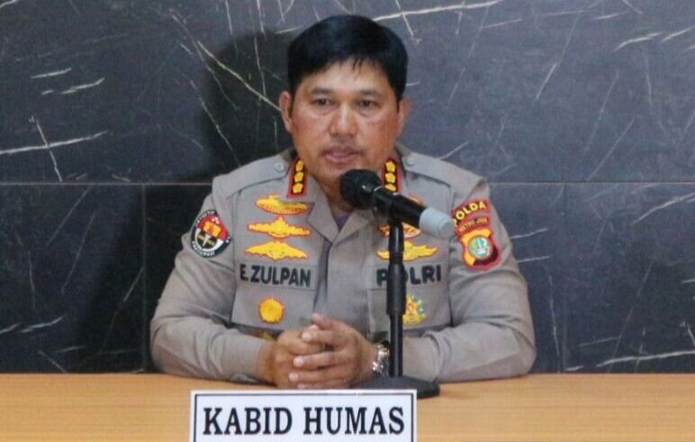 Polda Metro tahan Irjen Teddy Minahasa 20 hari Polda Metro tahan Irjen Teddy Minahasa 20 hari