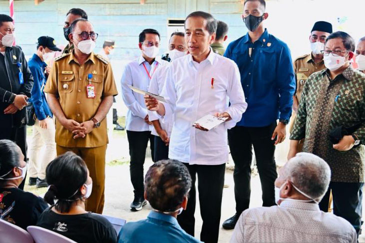 Presiden sebut bansos akan ditambah jika APBN berlebih Presiden sebut bansos akan ditambah jika APBN berlebih