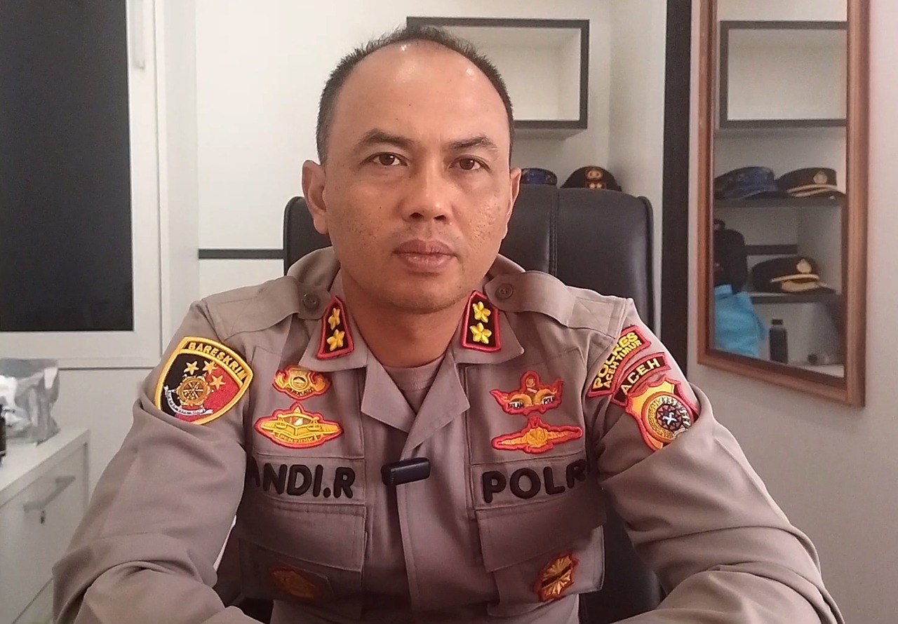 Kapolres Aceh Timur janji tindak tegas penimbun BBM Subsidi Kapolres Aceh Timur janji tindak tegas penimbun BBM Subsidi