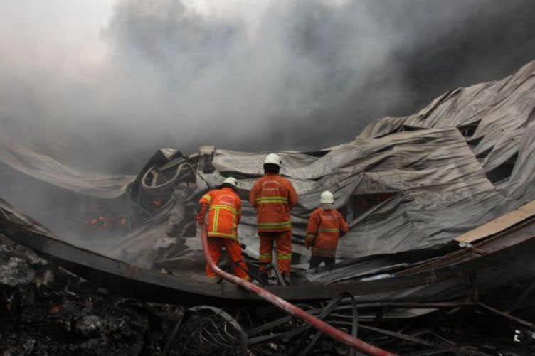 Pemkot Surabaya sikapi peningkatan kebakaran lahan kosong