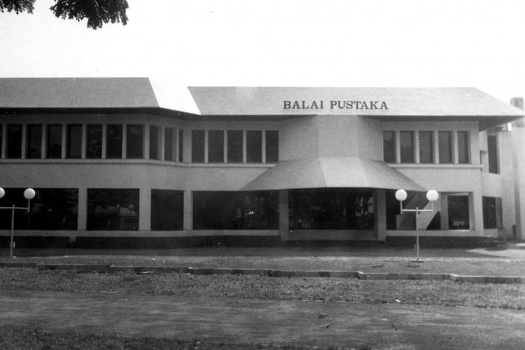 14 September 1908: Awal berdirinya perusahaan penerbitan dan percetakan milik negara, Balai Pustaka