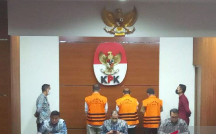 KPK duga kasus dana LPDB-KUMKM di Jabar rugikan negara Rp116,8 miliar KPK duga kasus dana LPDB-KUMKM di Jabar rugikan negara Rp116,8 miliar