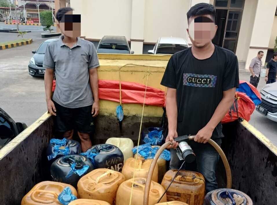 Polres Lhokseumawe ungkap kasus penyalahgunaan BBM bersubsidi Polres Lhokseumawe ungkap kasus penyalahgunaan BBM bersubsidi