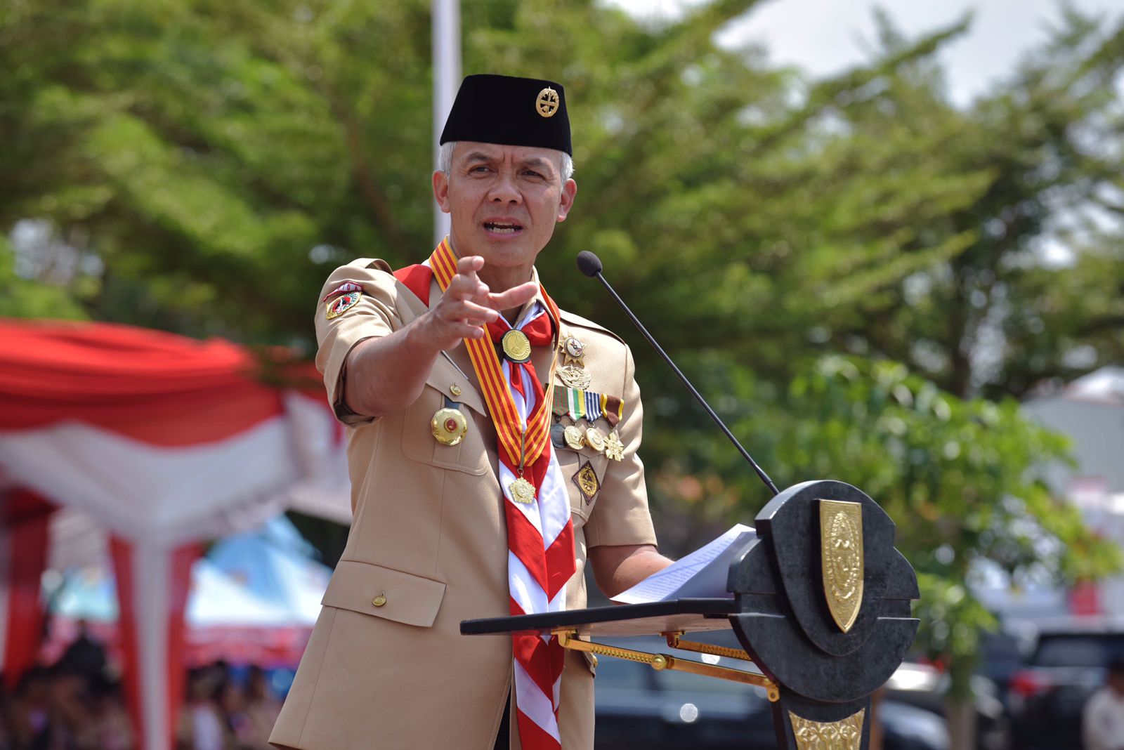 Ganjar minta Pramuka berikan pemahanan literasi digital untuk cegah hoaks