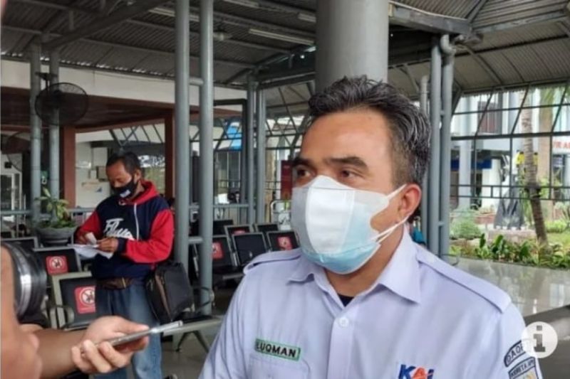 KAI Surabaya tolak 1.564 calon penumpang tidak penuhi syarat