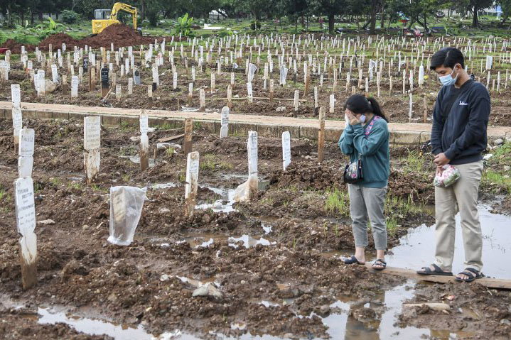 Permakaman COVID-19 di TPU Bambu Apus akan ditata