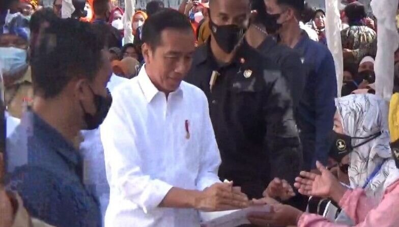 Presiden Jokowi: Penyaluran BLT BBM mencapai 95,9 persen