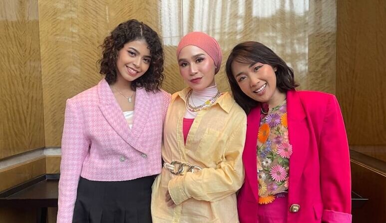 Cara para beauty vlogger tanggapi komentar negatif Cara para beauty vlogger tanggapi komentar negatif