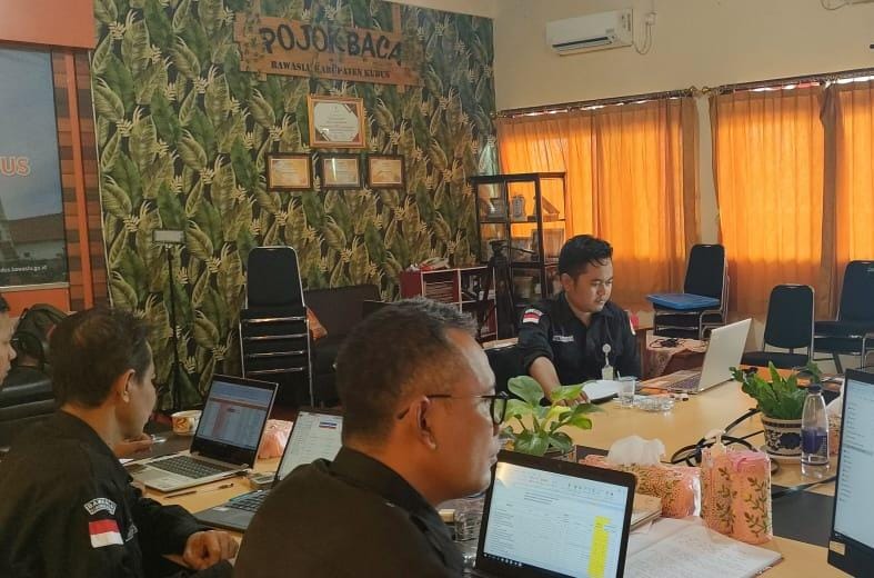 Bawaslu Kudus temukan nama kades di Undaan dicatut jadi anggota parpol Bawaslu Kudus temukan nama kades di Undaan dicatut jadi anggota parpol