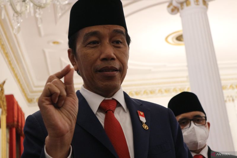 Presiden Jokowi minta kecepatan reformasi birokrasi dari Azwar Anas Presiden Jokowi minta kecepatan reformasi birokrasi dari Azwar Anas