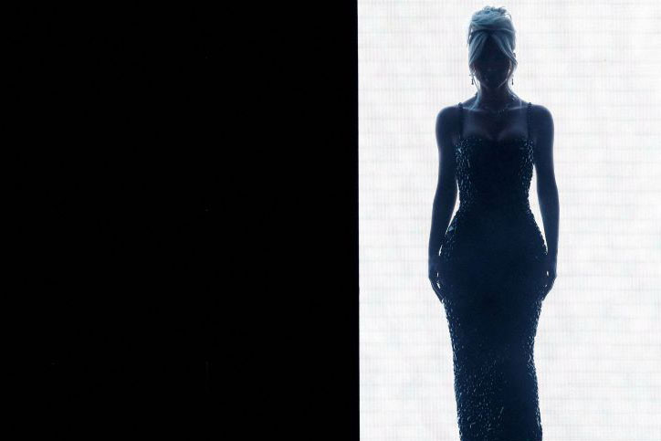 Dolce & Gabbana gandeng Kim Kardashian di Pekan Mode Milan Dolce & Gabbana gandeng Kim Kardashian di Pekan Mode Milan