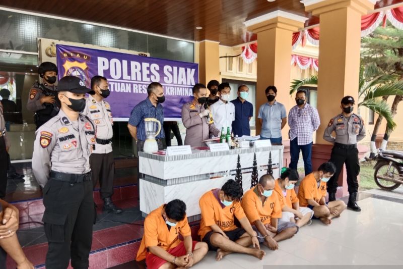 Polres Siak bekuk komplotan pelaku eksploitasi anak di Kuansing