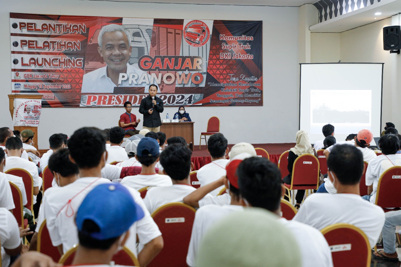 Repons kepedulian Ganjar, Komunitas Supir Truk DKI gelar pelatihan kesadaran berlalulintas Repons kepedulian Ganjar, Komunitas Supir Truk DKI gelar pelatihan kesadaran berlalulintas
