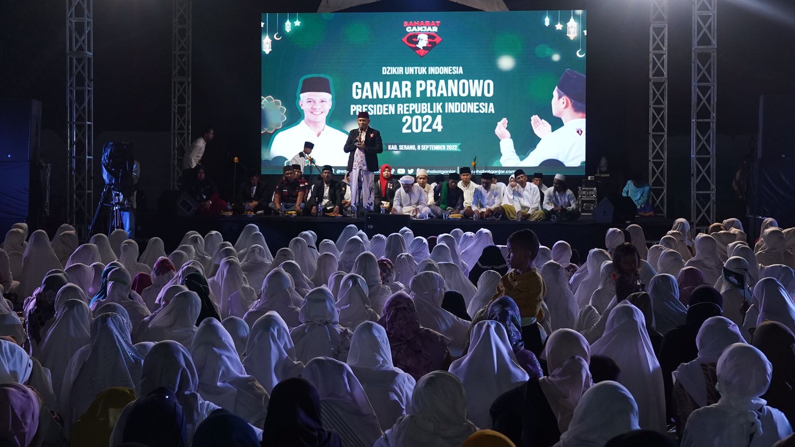 Sahabat Ganjar gelar Istighosah dan Salawat Akbar di Kota Serang, Banten