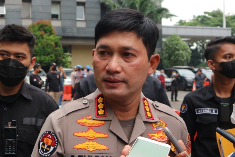 Polisi tetapkan enam tersangka penghadang mobil Wali Kota Cilegon Polisi tetapkan enam tersangka penghadang mobil Wali Kota Cilegon