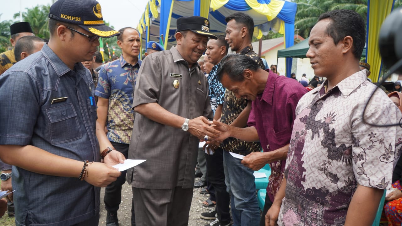 Plt Bupati Langkat serahkan bansos Rp6 miliar 