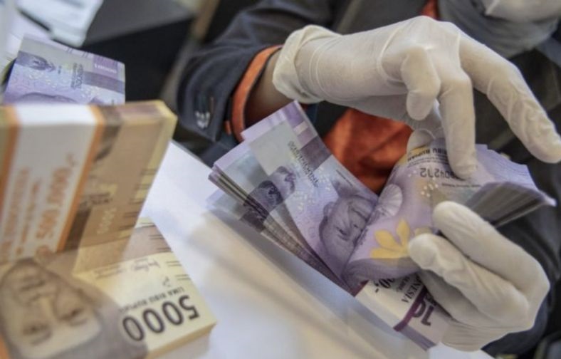 Rupiah pada Jumat pagi melemah jadi Rp15.272 per dolar AS