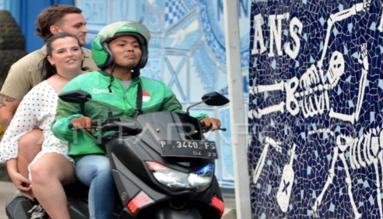 Ojek daring di Bali minta pemerkosa turis Brasil dihukum berat Ojek daring di Bali minta pemerkosa turis Brasil dihukum berat
