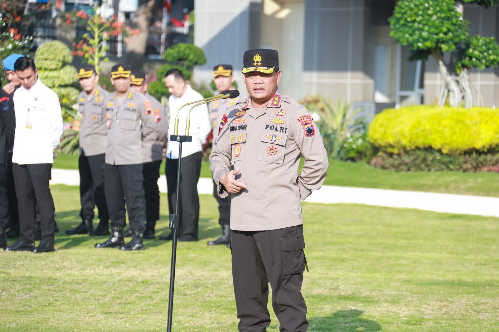 Polda Jateng siapkan bantuan bagi masyarakat terdampak kekeringan di musim kemarau Polda Jateng siapkan bantuan bagi masyarakat terdampak kekeringan di musim kemarau