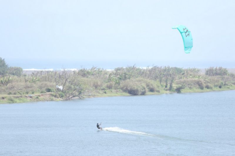 Kitesurfing exhibition Laguna Depok angkat pariwisata Bantul