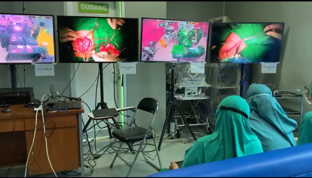 RSSA Malang sukses pisahkan bayi kembar siam Aliyah - Aisah RSSA Malang sukses pisahkan bayi kembar siam Aliyah - Aisah