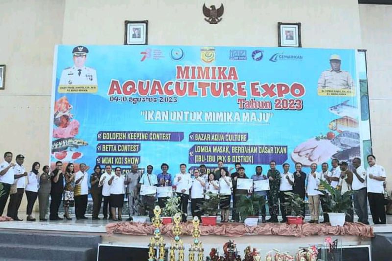 Dinas Perikanan Mimika beri bantuan alat tangkap ikan bagi nelayan Dinas Perikanan Mimika beri bantuan alat tangkap ikan bagi nelayan