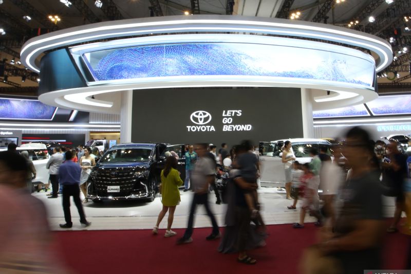 Toyota bukukan 5.796 SPK di GIIAS 2023, dipimpin Avanza dan Veloz Toyota bukukan 5.796 SPK di GIIAS 2023, dipimpin Avanza dan Veloz