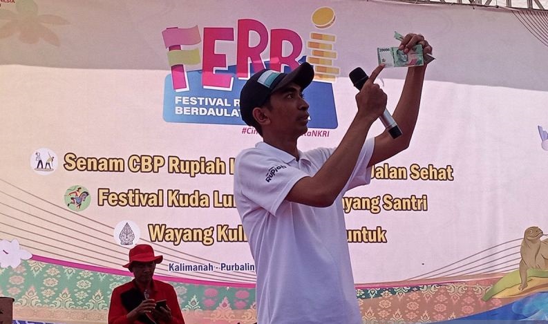 BI kampanyekan CBP Rupiah dalam peringatan HUT RI di Purbalingga BI kampanyekan CBP Rupiah dalam peringatan HUT RI di Purbalingga