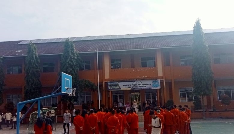 Dinas ESDM pasang panel surya di dua sekolah di Jambi