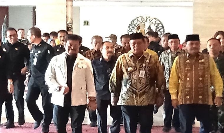 Mentan pimpin rapat koordinasi antisipasi dampak El Nino di Kalsel Mentan pimpin rapat koordinasi antisipasi dampak El Nino di Kalsel