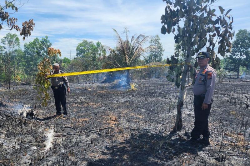 Polisi tangkap pembakar lahan 1,5 hektare di Bengkalis Polisi tangkap pembakar lahan 1,5 hektare di Bengkalis