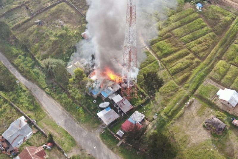 Tim gabungan TNI/Polri kuasai markas KKB di Gome Puncak Tim gabungan TNI/Polri kuasai markas KKB di Gome Puncak