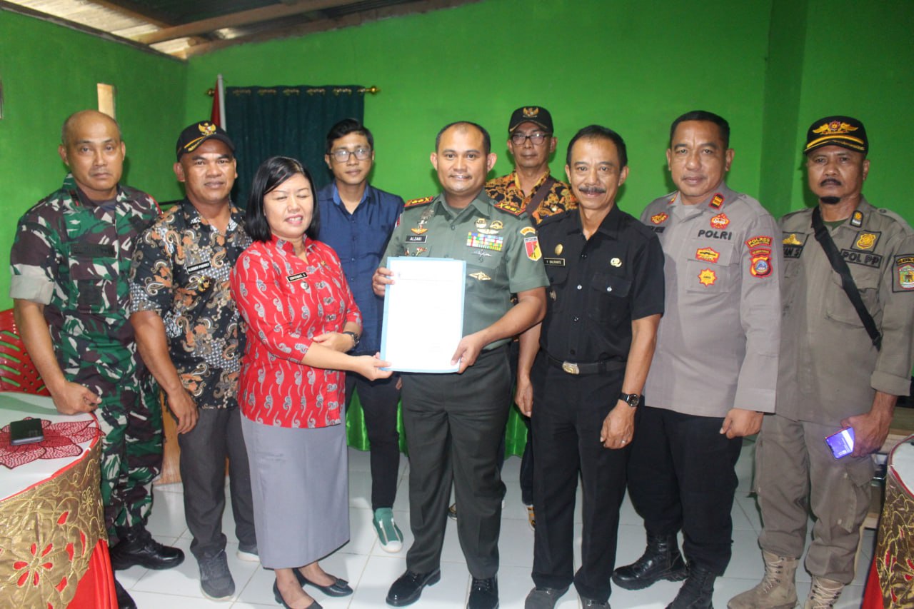 Camat dan Kades Mayumba Morowali sumbang lahan untuk bangun Koramil Camat dan Kades Mayumba Morowali sumbang lahan untuk bangun Koramil
