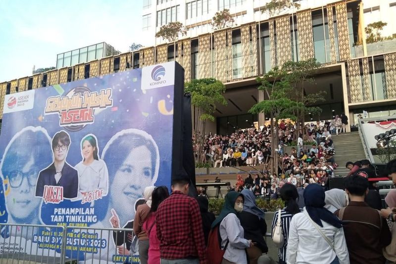Sarinah gelar Gemuruh Musik kenalkan KTT ASEAN untuk generasi muda Sarinah gelar Gemuruh Musik kenalkan KTT ASEAN untuk generasi muda